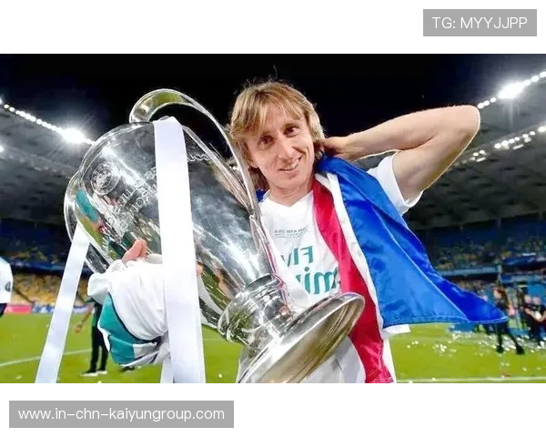 克罗地亚铿锵归来，莫德里奇点球助力获得奖牌